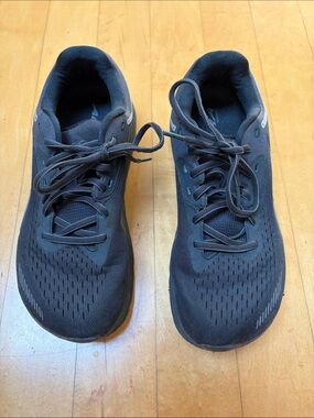 Altra Black Women’s Running Shoes